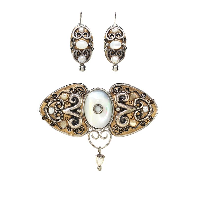 Gold and Pearl Brooch and Wire Earrings Set