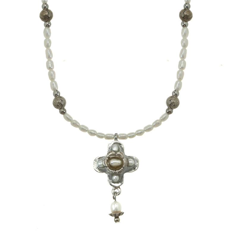 Grey Pearl Flower Necklace