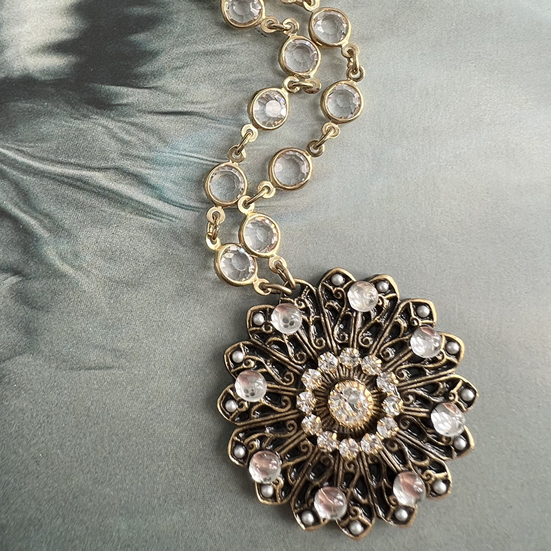 Art Deco Bloom Necklace