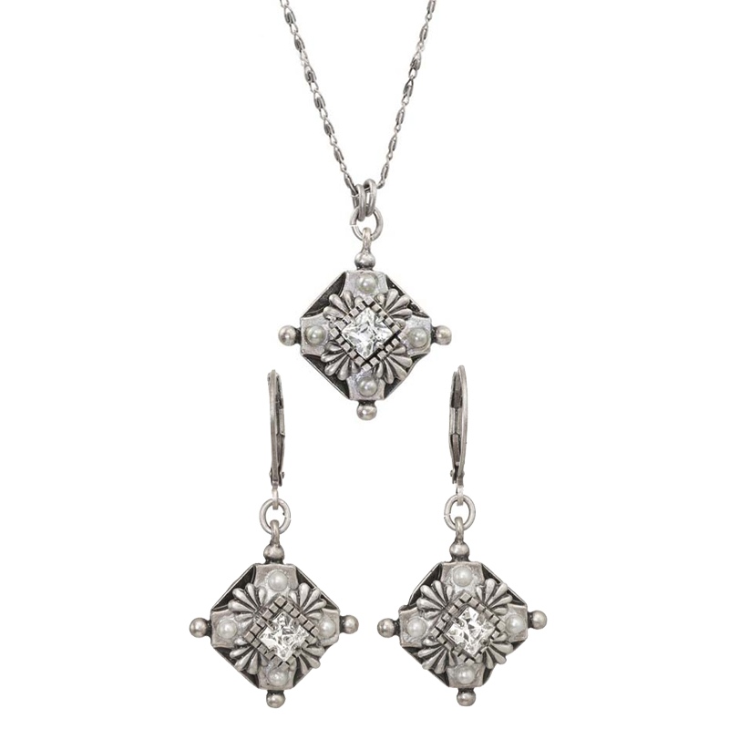 Daydream Diamond Necklace & Earrings Set