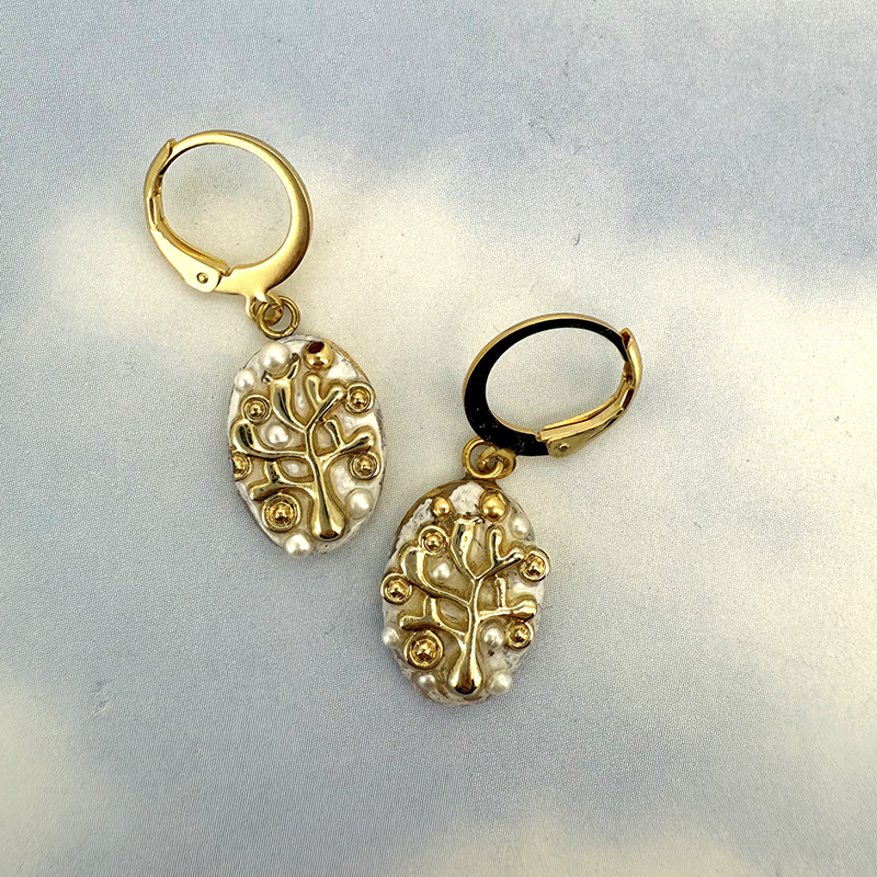 Luster & Light Oval Earrings