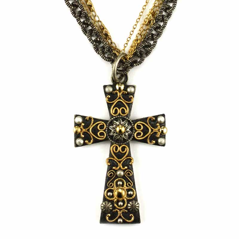 Metallika Cross Necklace