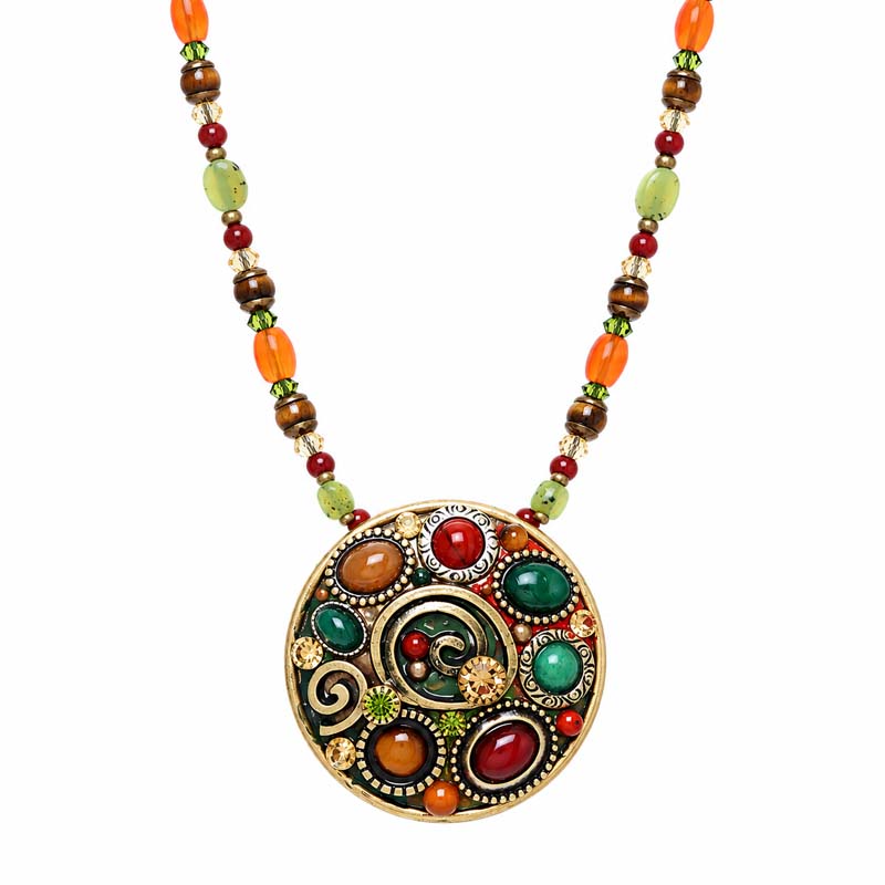 Evergreen Medium Circle Necklace
